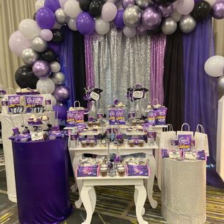 GRAD PURPLE-Filled Personalized Party Favors- 1 Dozen/ 1 Docena de Snacks Personalizados Rellenos